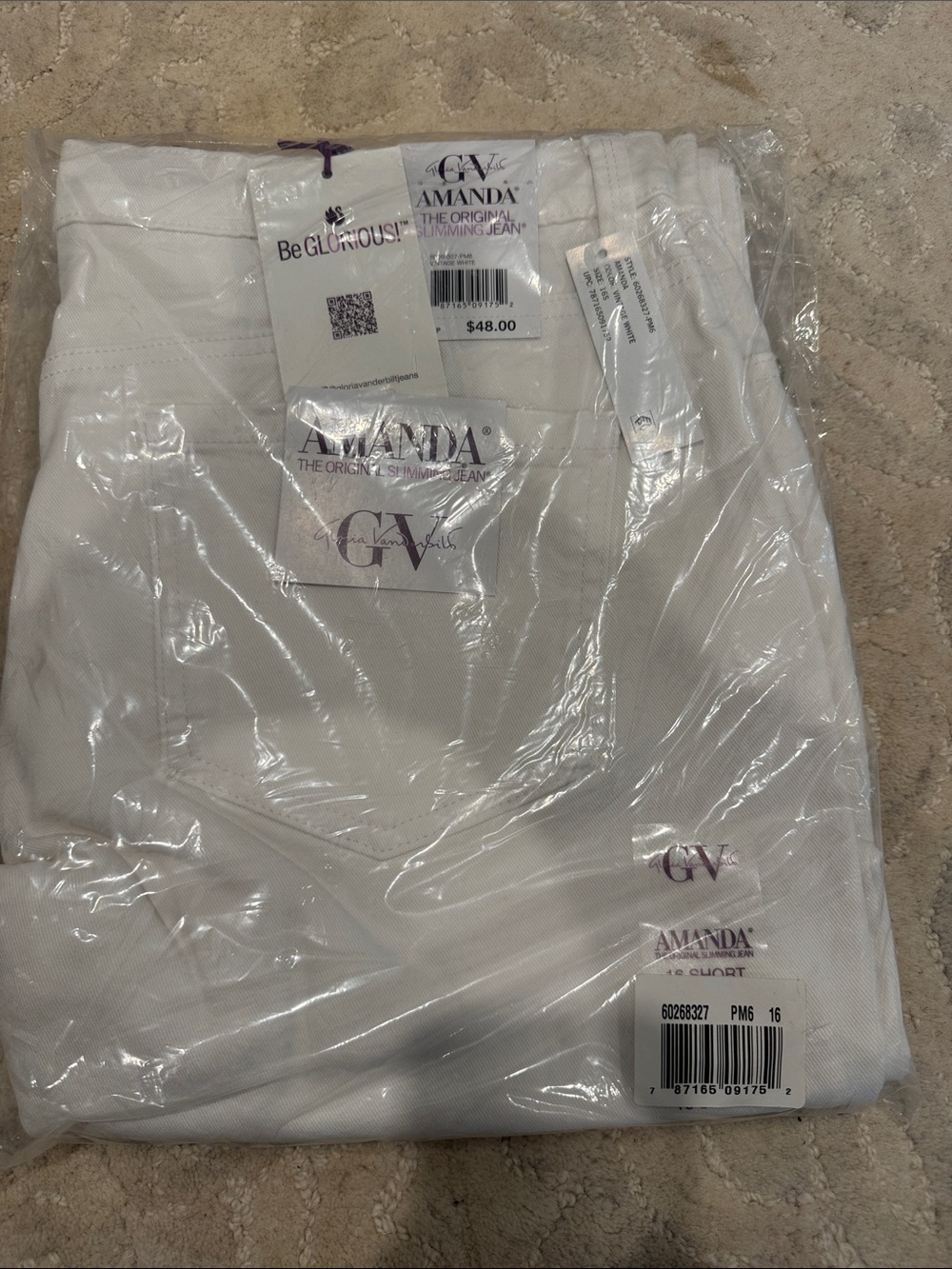 Gloria Vanderbilt Amanda Straight Leg Pants in White